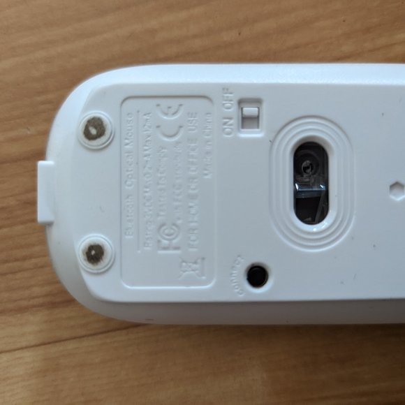 NWOT Bluetooth Mouse Wireless Slim USB Rechargable Quiet Silver - Picture 3 of 9